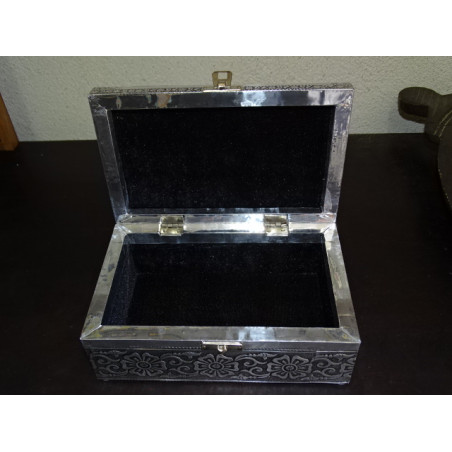 Large jewelry box with elephant and black velvet