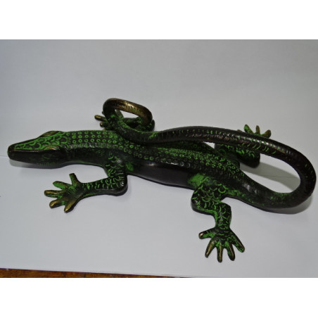 Mango grande de bronce lagarto negro con pátina verde - derecha