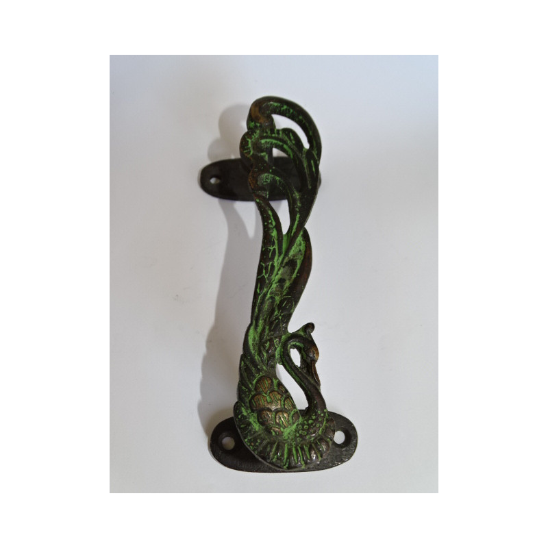 Manico in bronzo a forma di pavone patinato nero e verde - destra