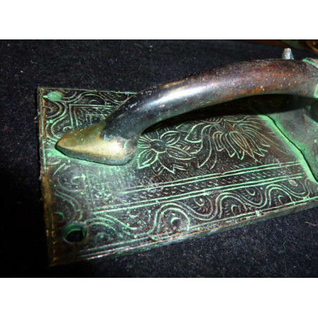 aldaba en bronce elefante verde plaque