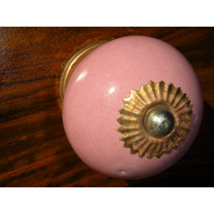 Boutons en porcelaine rose parme