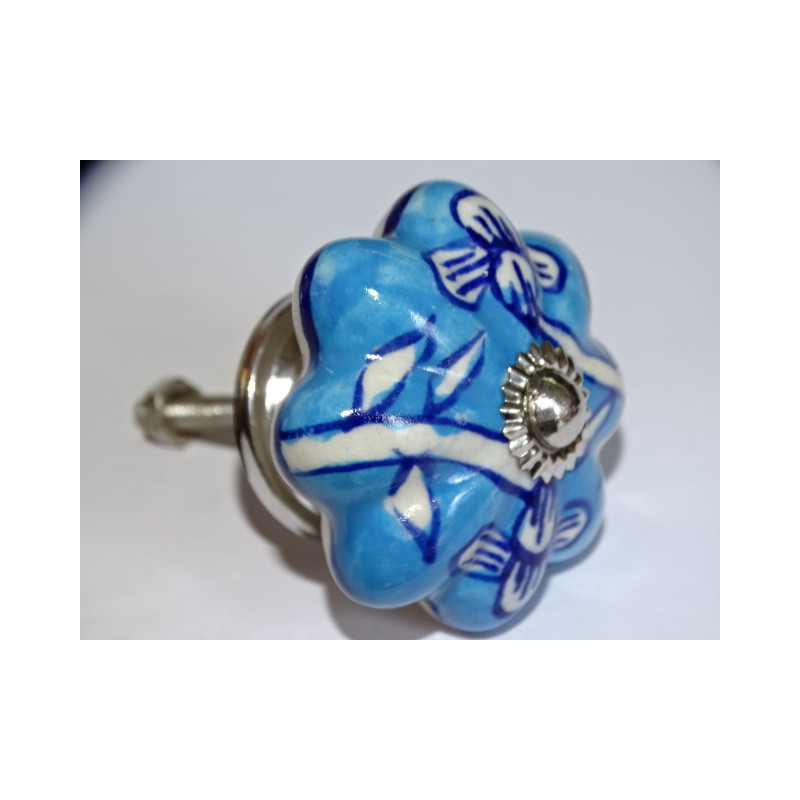 Mango de calabaza en porcelana turquesa con flores ultramarinas - plata