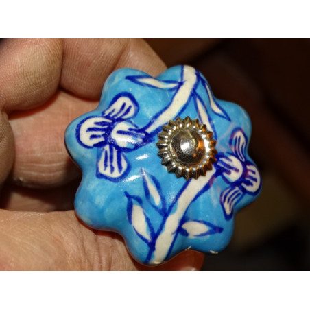 Kürbisgriff aus türkisfarbenem Porzellan mit ultramarinen Blüten - silber