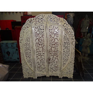 Schermo levigato rotondo fiori bianchi