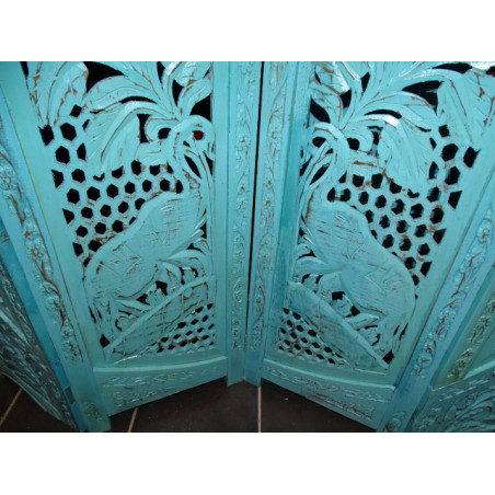 Screen sanded round turquoise elephant.