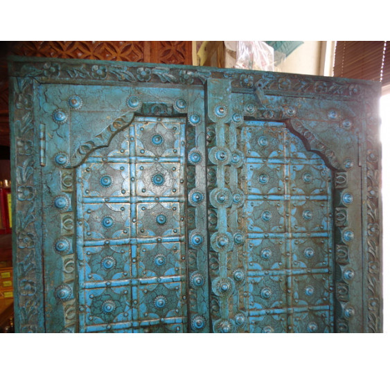 Turquoise cupboard doors with arch in 77 X 170 cm