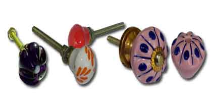 Porcelain or glass handles and knobs for your furniture