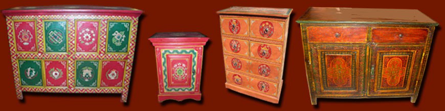 Möbel und Dekorationsartikel tibetischen